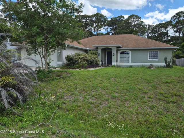 1296 Stone Street NW, Palm Bay, FL 32907