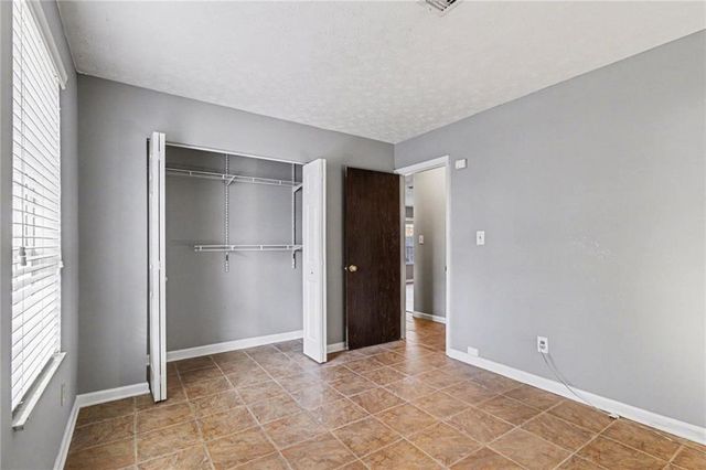 2571 Stratford Lane, Morrow, GA 30260