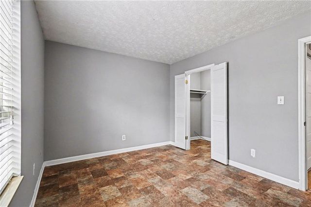 2571 Stratford Lane, Morrow, GA 30260
