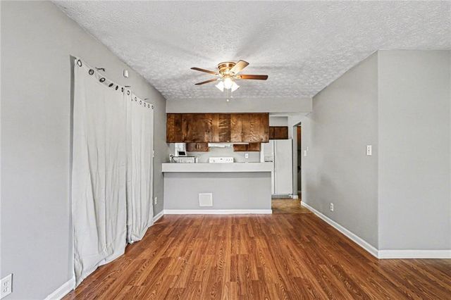 2571 Stratford Lane, Morrow, GA 30260