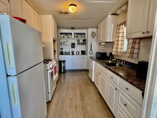 32220 San Miguelito Drive, Thousand Palms, CA 92276