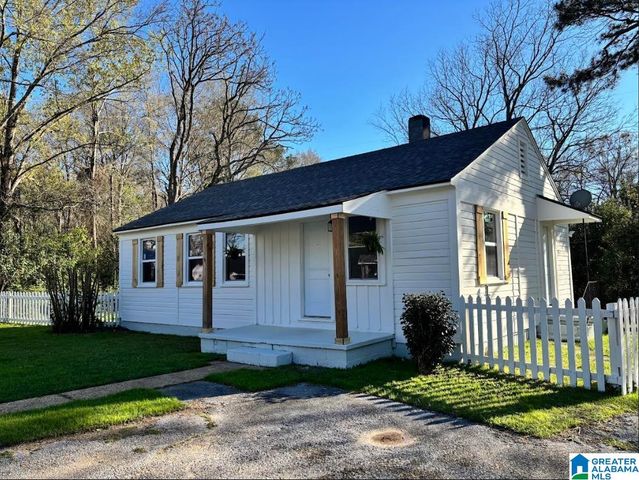 116 DELUNA CIRCLE, Childersburg, AL 35044