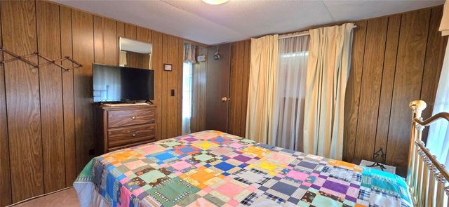 37113 LOIS AVENUE, Zephyrhills, FL 33542