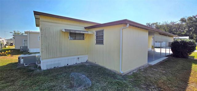 37113 LOIS AVENUE, Zephyrhills, FL 33542