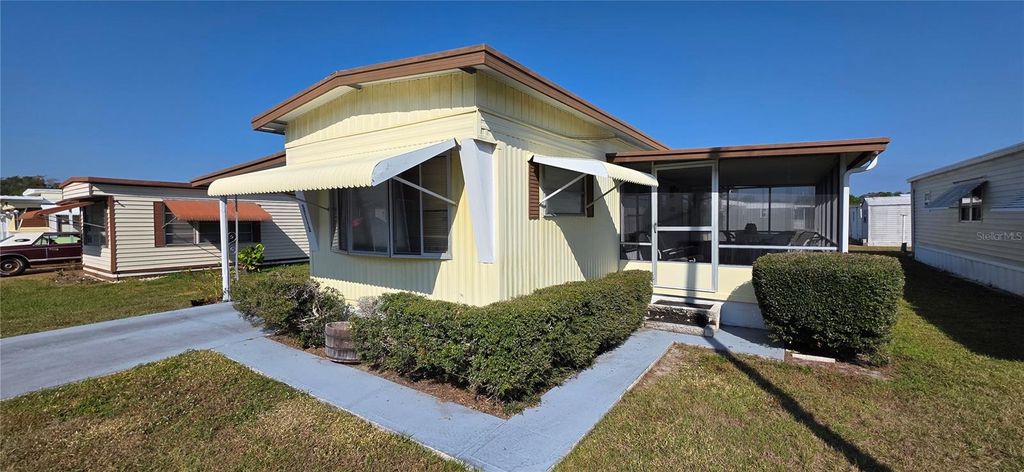 37113 LOIS AVENUE, Zephyrhills, FL 33542