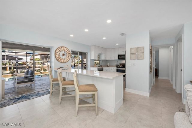 385 Willet AVE, Naples, FL 34108