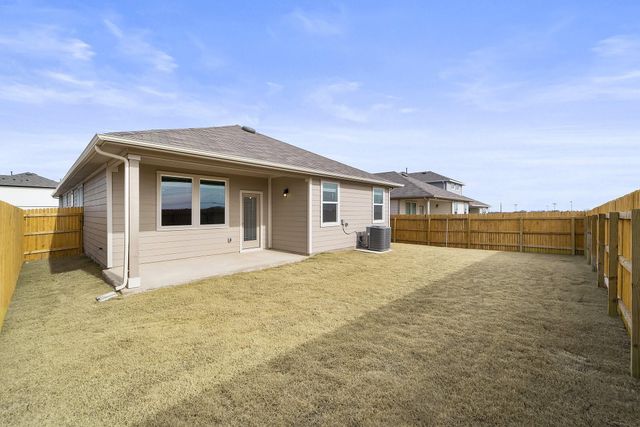 225 Caddo bend DR, Kyle, TX 78640