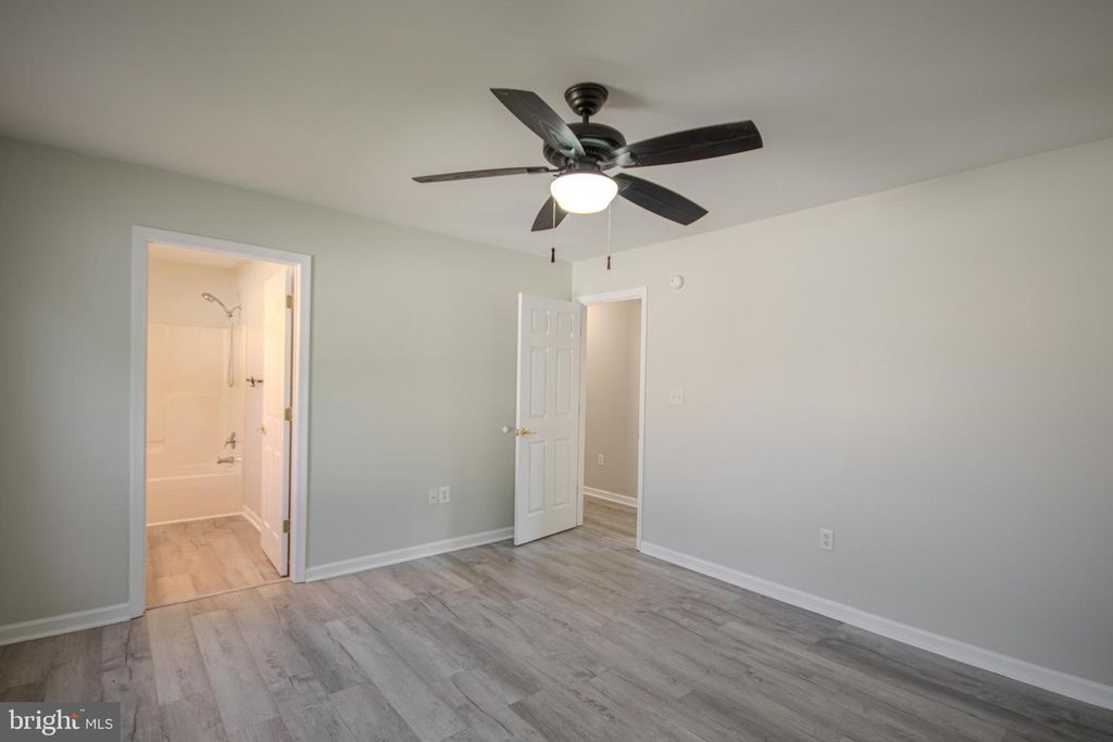 Image 19 of property listing at 11956 ROBYN LN, Princess Anne, MD 21853