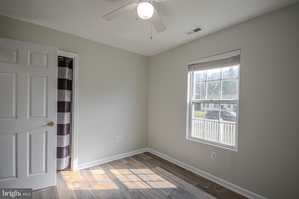 Image 23 of property listing at 11956 ROBYN LN, Princess Anne, MD 21853