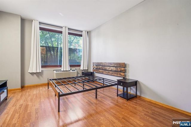 100 Old Palisade Road L7, Fort Lee, NJ 07024