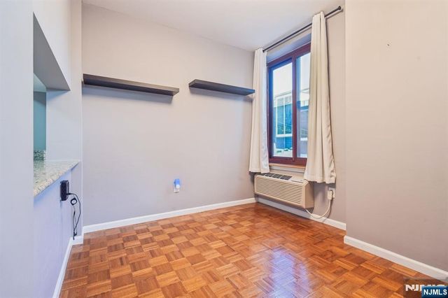 100 Old Palisade Road L7, Fort Lee, NJ 07024