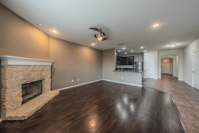 5400 Wharfside Place, Denton, TX 76208