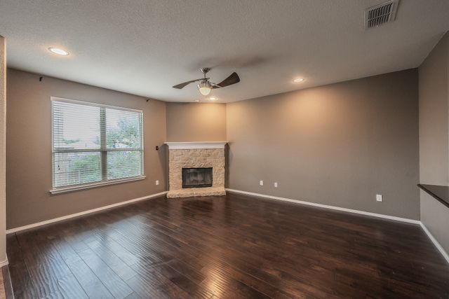 5400 Wharfside Place, Denton, TX 76208