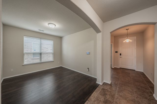 5400 Wharfside Place, Denton, TX 76208