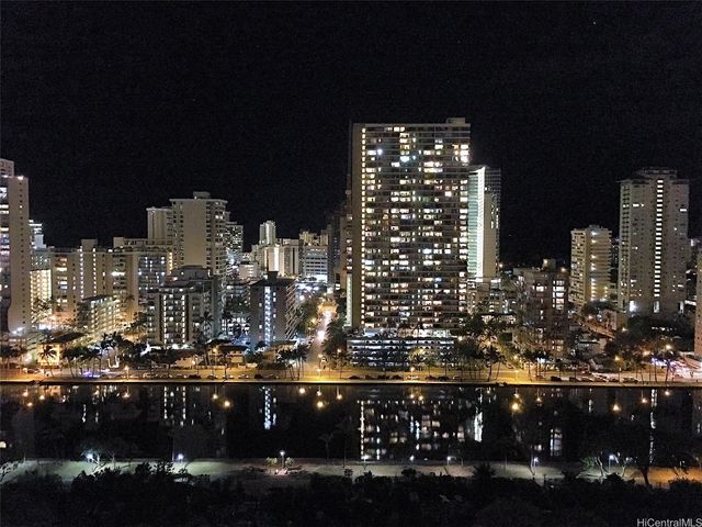 2444 Hihiwai Street 2304, Honolulu, HI 96826