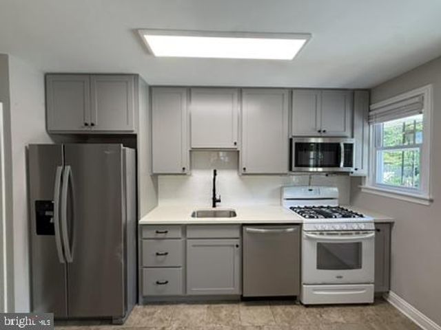 5413 PEMBROKE AVE, Baltimore, MD 21206