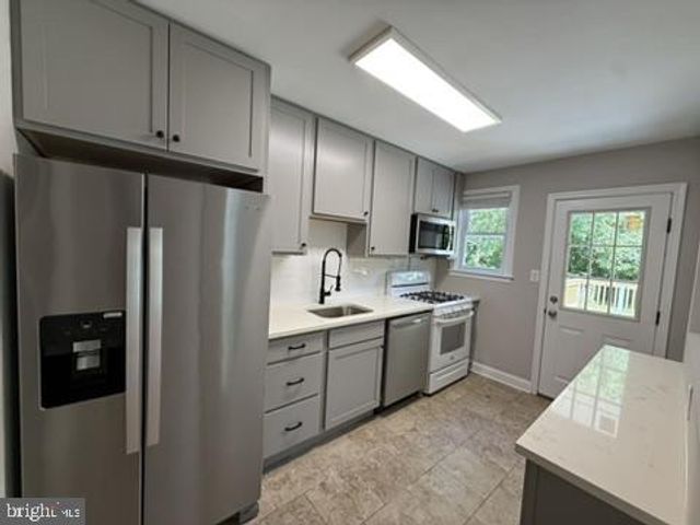 5413 PEMBROKE AVE, Baltimore, MD 21206