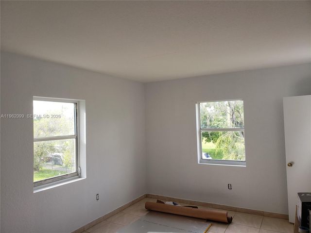 1930 NW 119th St 722, Miami, FL 33167