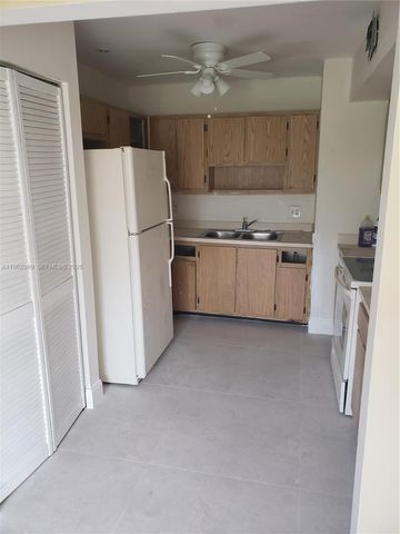 1930 NW 119th St 722, Miami, FL 33167