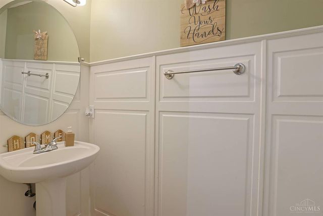1147 Stableview Circle, Hamilton Twp, OH 45039