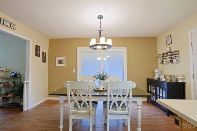 1147 Stableview Circle, Hamilton Twp, OH 45039