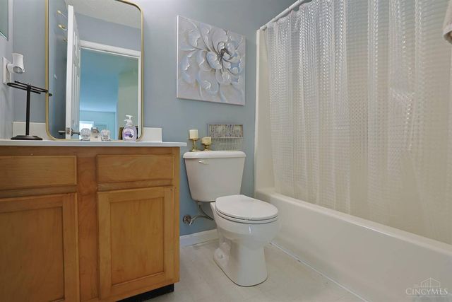1147 Stableview Circle, Hamilton Twp, OH 45039