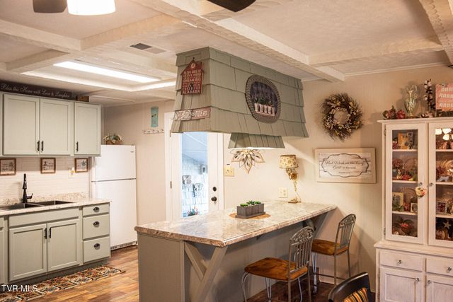 41829 Wilderness Road, Pennington Gap, VA 24277