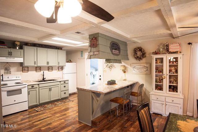 41829 Wilderness Road, Pennington Gap, VA 24277