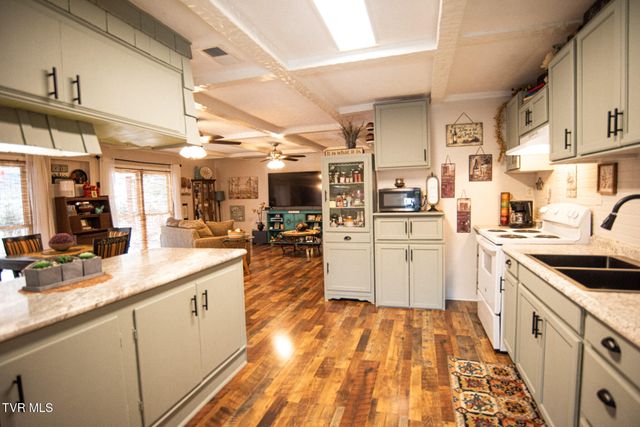 41829 Wilderness Road, Pennington Gap, VA 24277