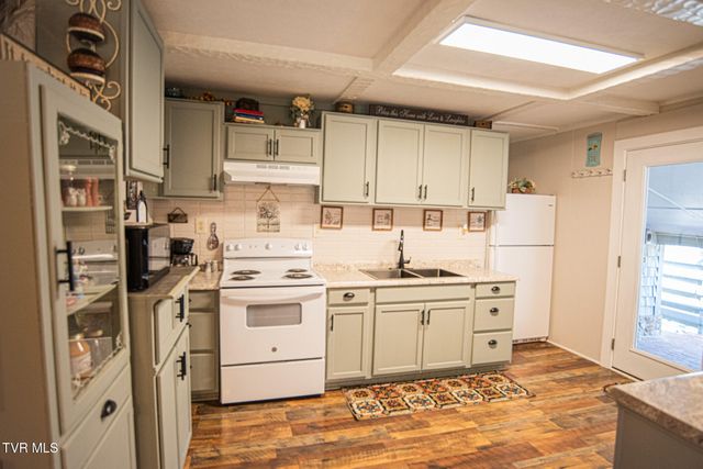 41829 Wilderness Road, Pennington Gap, VA 24277