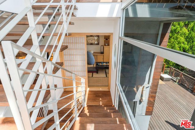 10336 Monte Mar Drive, Los Angeles, CA 90064