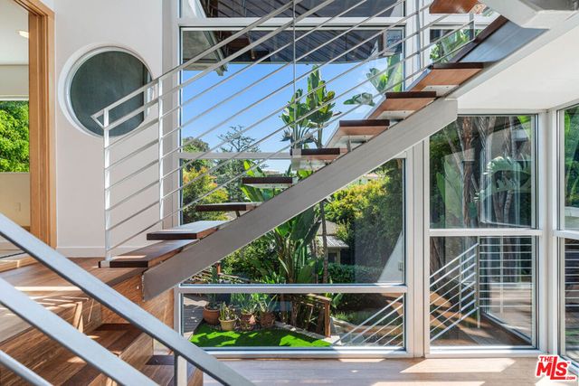 10336 Monte Mar Drive, Los Angeles, CA 90064