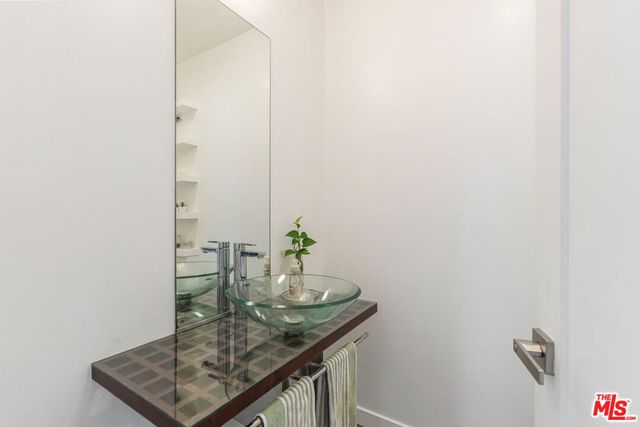 10336 Monte Mar Drive, Los Angeles, CA 90064