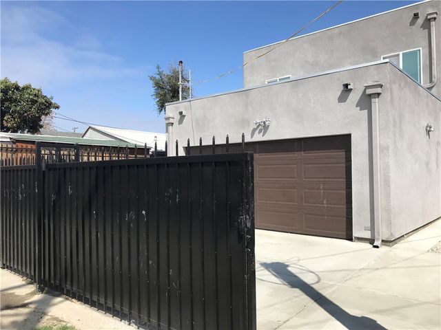 220 E 61st, Los Angeles, CA 90003