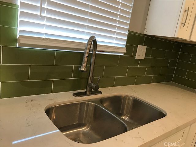 220 E 61st, Los Angeles, CA 90003
