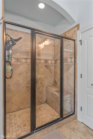 610 Glenshire Drive, Bossier City, LA 71111