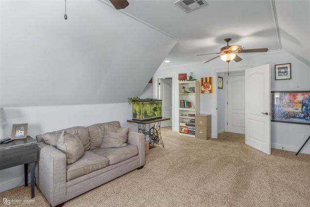 610 Glenshire Drive, Bossier City, LA 71111