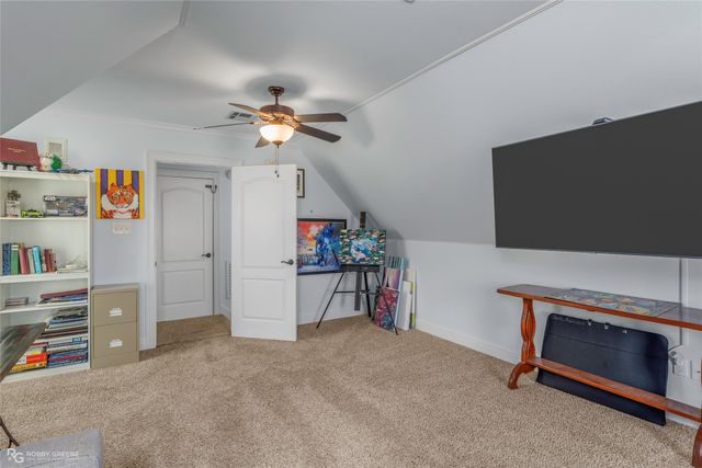 610 Glenshire Drive, Bossier City, LA 71111