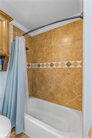 610 Glenshire Drive, Bossier City, LA 71111