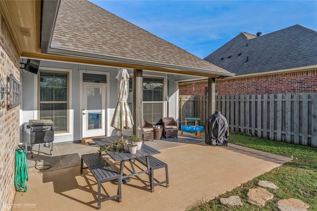 610 Glenshire Drive, Bossier City, LA 71111