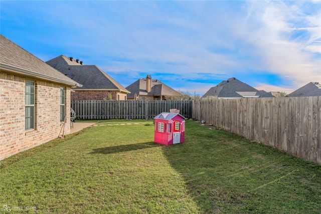 610 Glenshire Drive, Bossier City, LA 71111