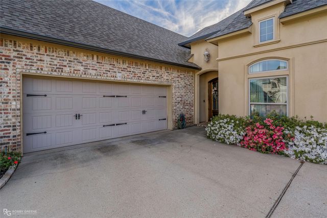 610 Glenshire Drive, Bossier City, LA 71111