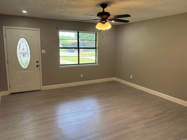 20 Stacey Street, Cabot, AR 72023