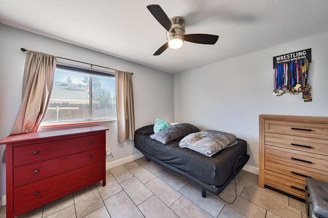 8424 Honeycomb Way, Sacramento, CA 95828
