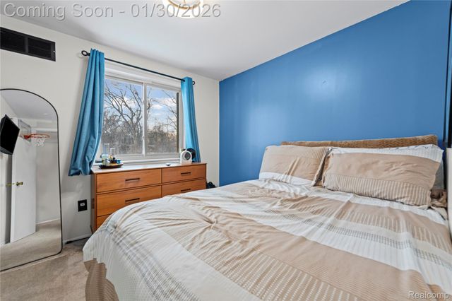 21027 Richard Avenue, Brownstown Charter Township, MI 48183