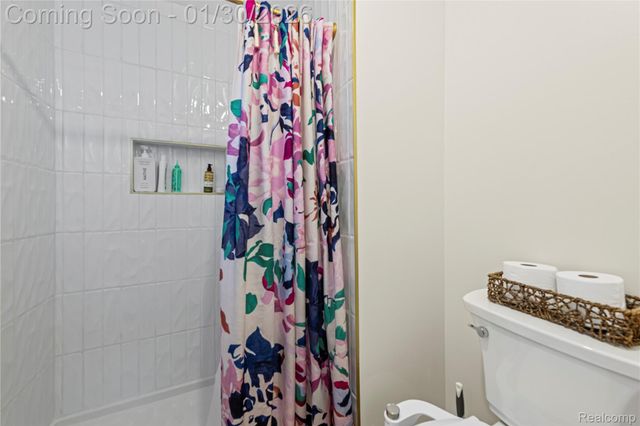 21027 Richard Avenue, Brownstown Charter Township, MI 48183