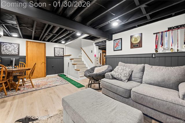 21027 Richard Avenue, Brownstown Charter Township, MI 48183