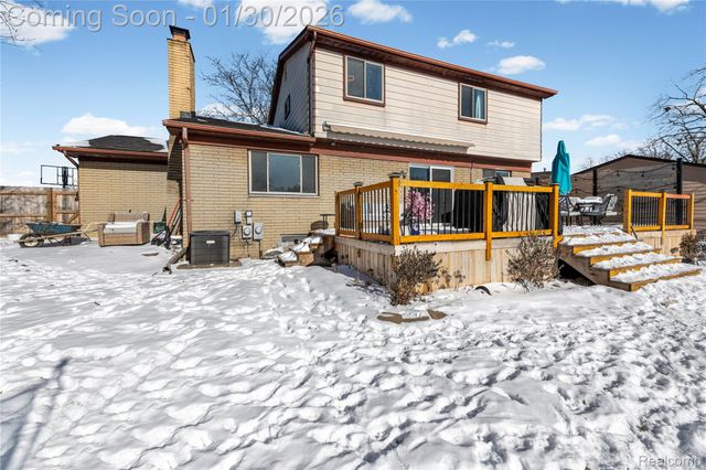 21027 Richard Avenue, Brownstown Charter Township, MI 48183