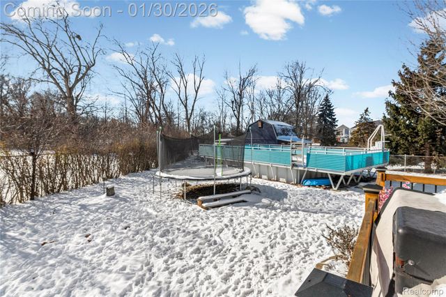 21027 Richard Avenue, Brownstown Charter Township, MI 48183