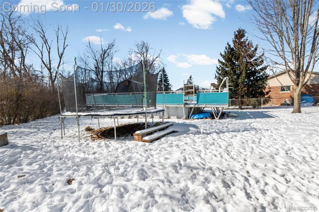 21027 Richard Avenue, Brownstown Charter Township, MI 48183